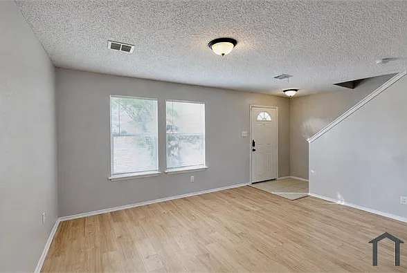 8745 Fox Meadow Way — Photo 5