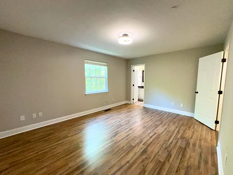 1126 Maple Tree Ln — Photo 26