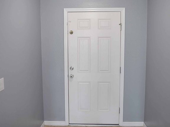Large Foyer
