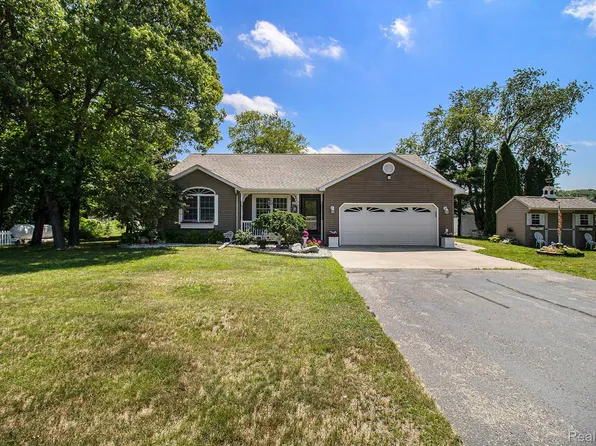 4244 S 198th Ave, Hesperia, MI 49421