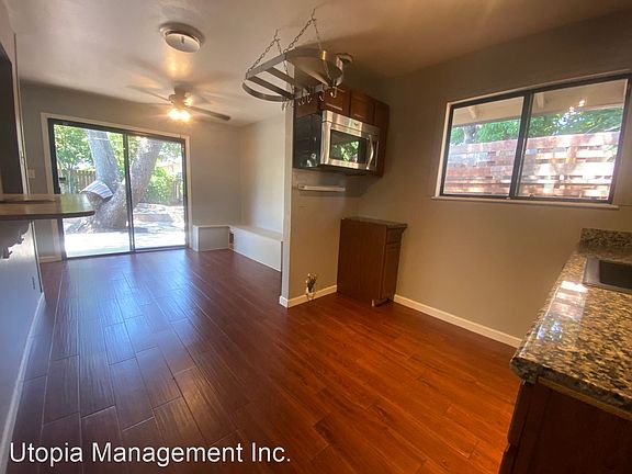5th image of 1313 Gerry Way