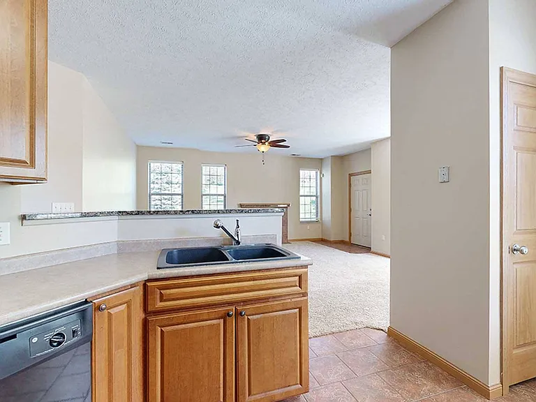 Stone Creek Villas — Photo 134