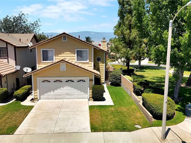 26342 Snowden Ave — Photo 41
