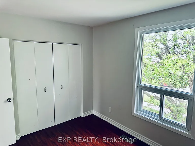 1374 Charles Dr #2B — Photo 9