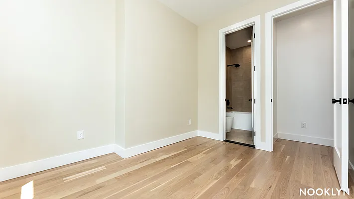 Rented by Nooklyn NYC LLC | media 18