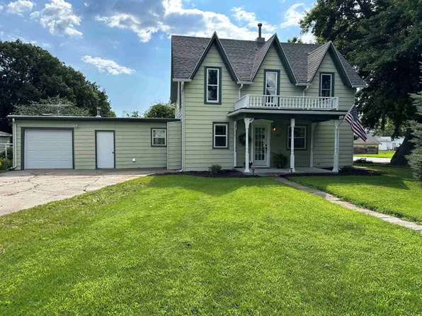 402 N Perkins Ave, Kenesaw, NE 68956