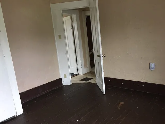 2 bed, 2378 sqft, $800 — Photo 4