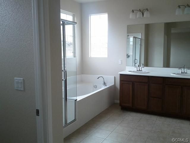 2nd image of 29395 Harlequin Ct