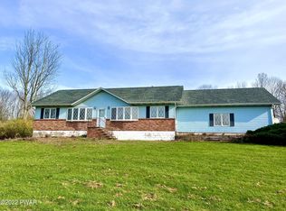 13 Cherry Dr, Honesdale, PA 18431