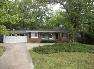 551 Honeysuckle Rd, Gainesville, GA 30501