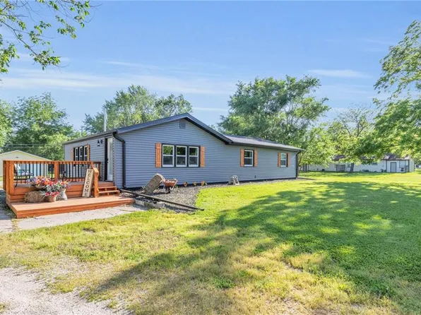 267 Main St, Osage City, KS 66523