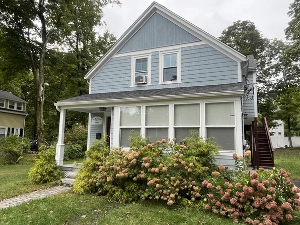 75 Irving St #A, Millis, MA 02054