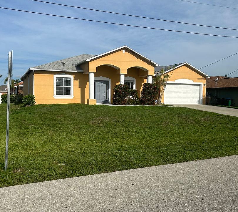 1st image of 4610 SW 16th Pl