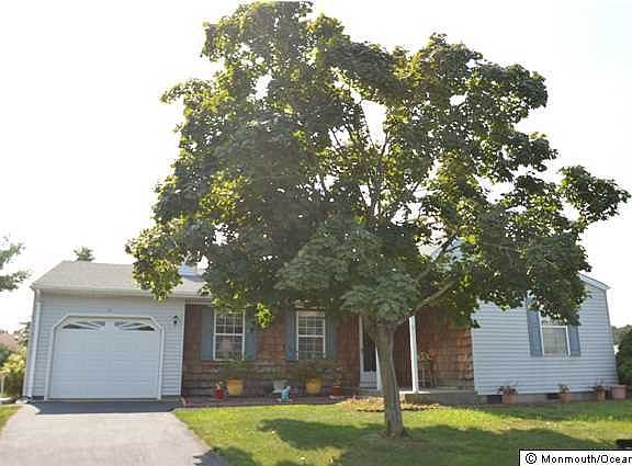 3rd image of 12 Brockton Court
