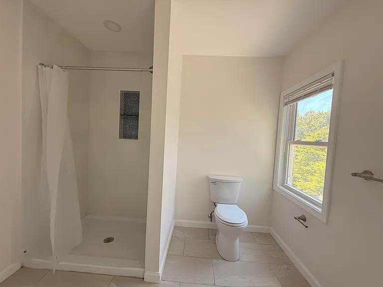 622 Hope St #3 — Photo 10