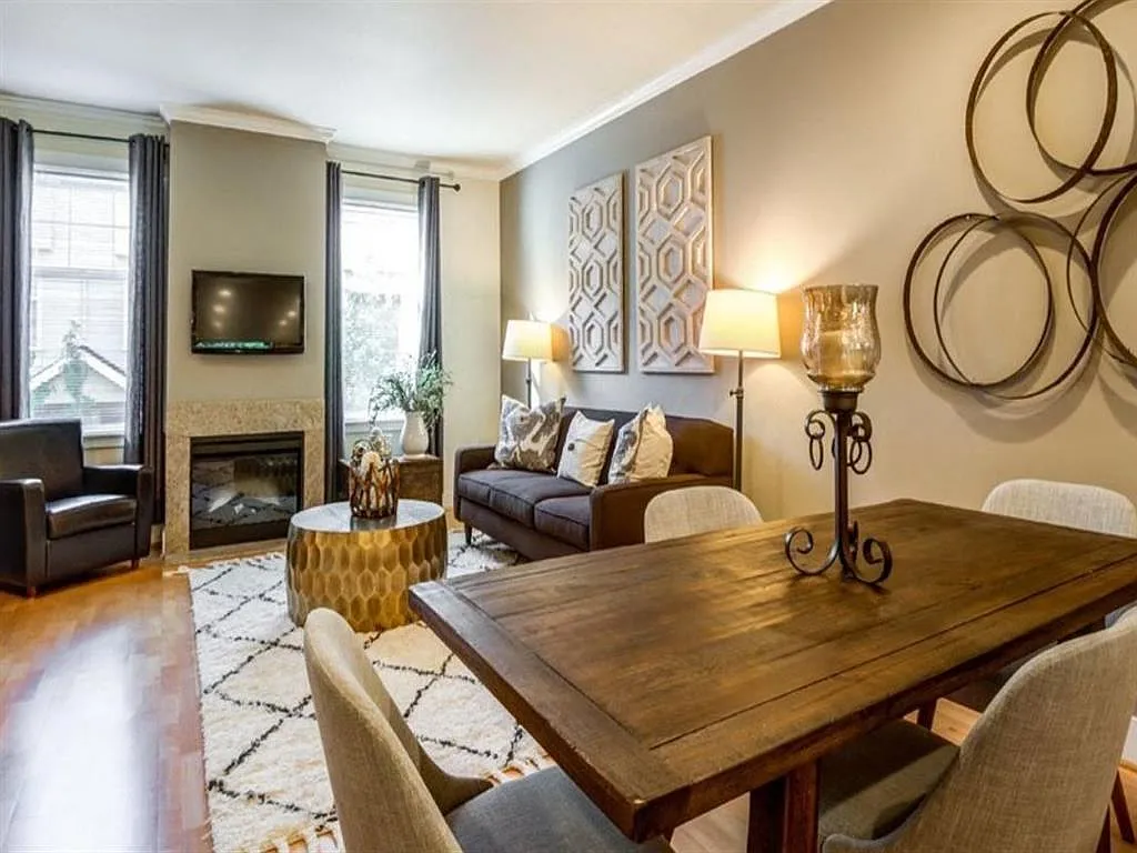 Northshore Townhomes — Photo 2