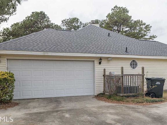 2nd image of 600 Loxley Dr