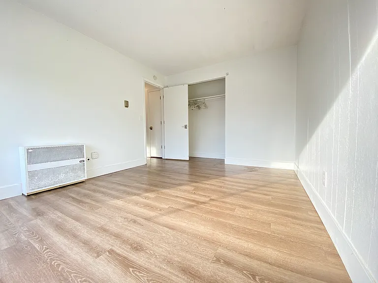 George Apartments - 625 3rd Street Southwest - 5 — Photo 21
