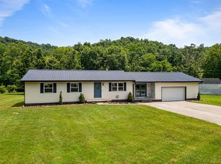5325 Ball Ln, Huntington, WV 25704