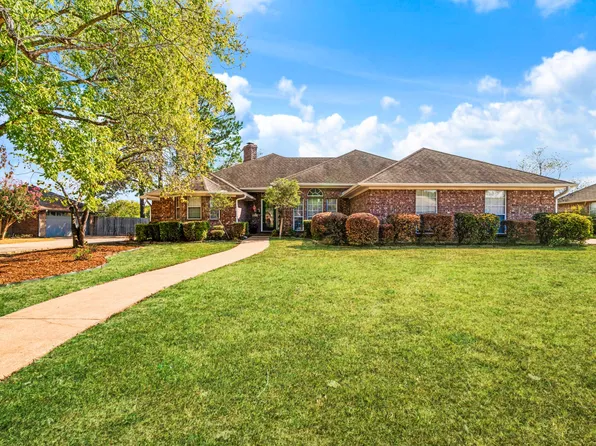 4010 Misty Ln, Paris, TX 75462