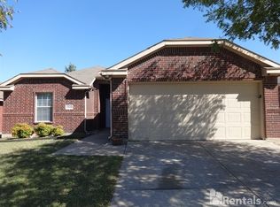 2946 Cowboy Dr, Dallas, TX 75237