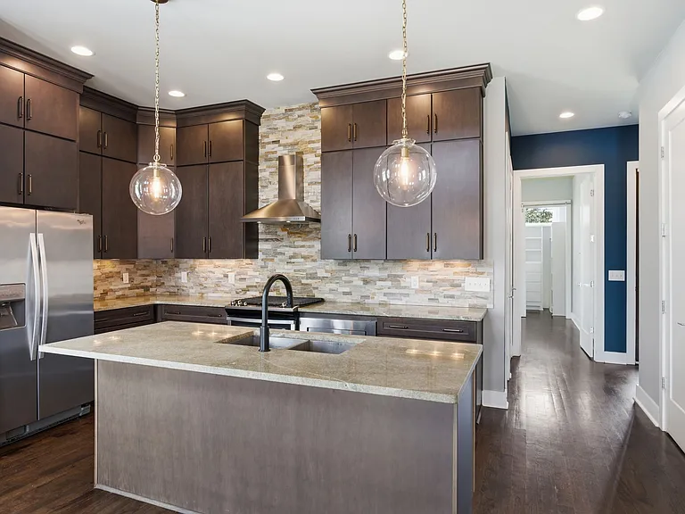 Kitchen is lovely - comes with all the appliances