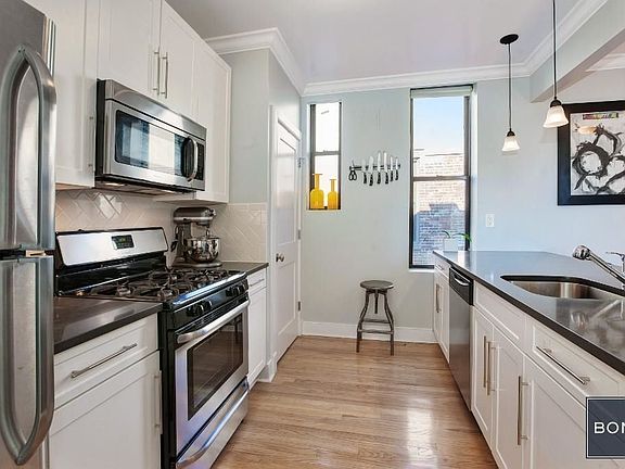 4th image of 42 W 120th St APT 7A