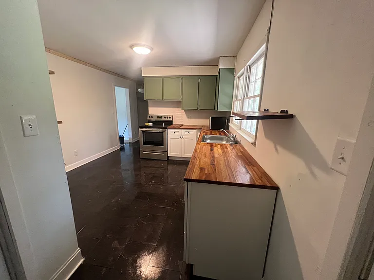 613 Hillcrest Ave — Photo 4