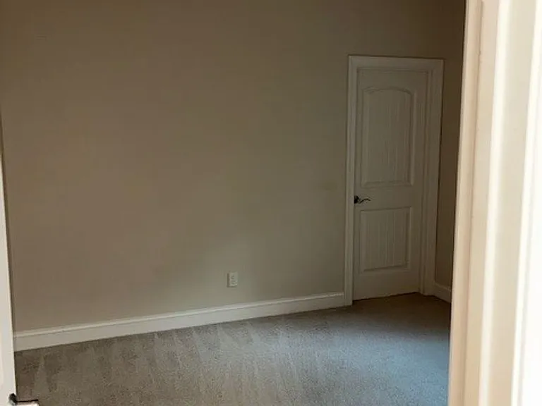 216 Holm Pl — Photo 30