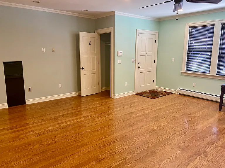 706 73rd St #1 — Photo 9