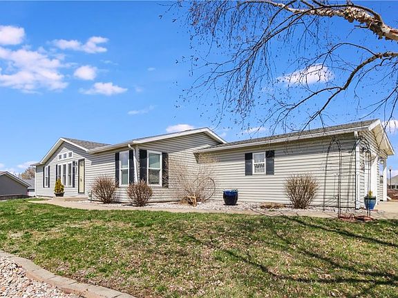2nd image of 938 N White Oaks Ln