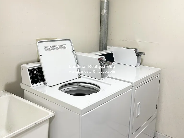1427 N Wood St #1F — Photo 29