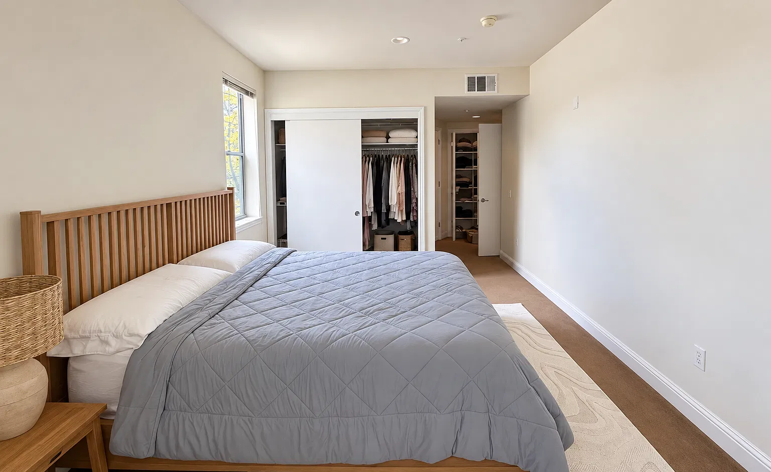 2 bed, 1300 sqft, $3,400 — Photo 3