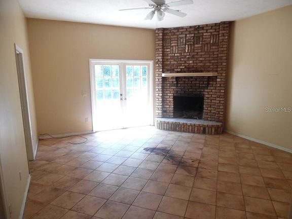 5th image of 5011 Foxfire Ln