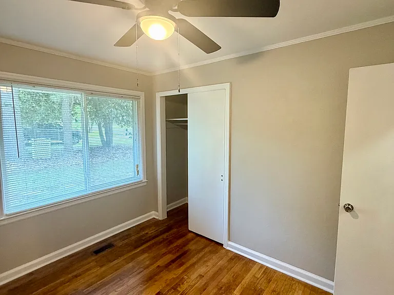 1301 Smoak Ave — Photo 18