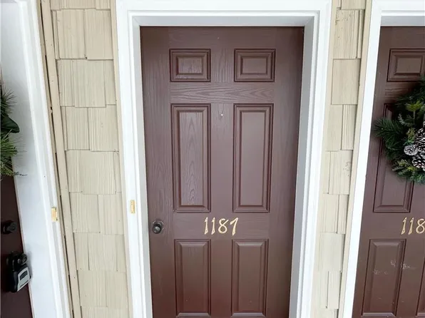 1187 Meadow Lark Way, Bethlehem, PA 18015