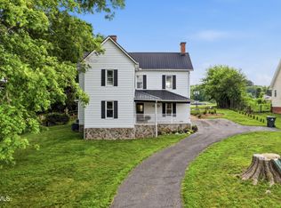 250 Five Oaks Rd, Jonesborough, TN 37659
