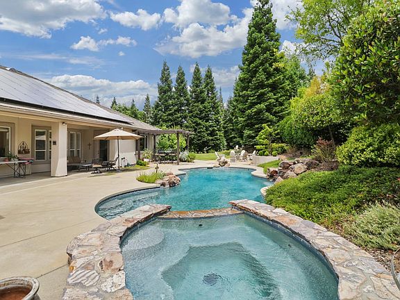 2nd image of 4612 Snowden Ct