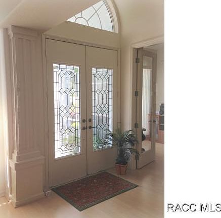 4th image of 21 W Hanging Moss Ct