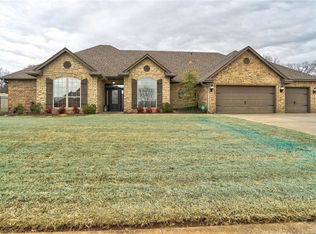 1913 Cobblestone Dr, Shawnee, OK 74804