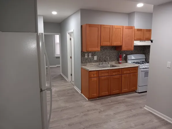 2607 Cecil B Moore Ave