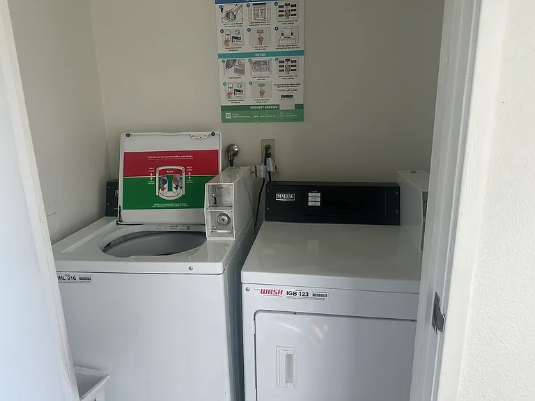 10903 Camarillo St #102 — Photo 3