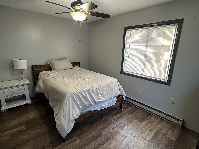 308 Windsor St #4 — Photo 3