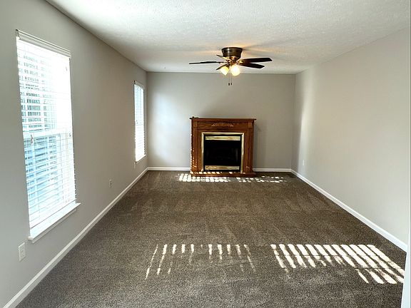 5th image of 5184 Taylor Lake Ln