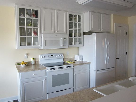 4th image of 1167 Briarcliff Dr
