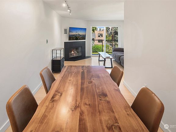 5th image of 231 Belmont Avenue E #301