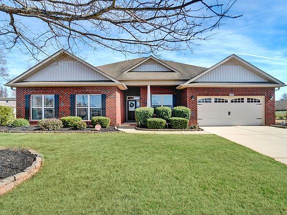 2nd image of 442 Birchbark Ln