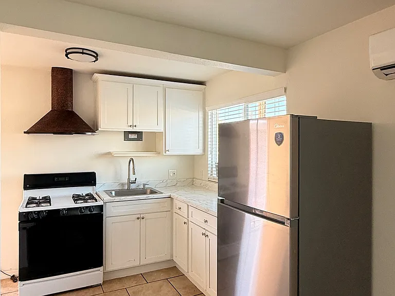 1220 E Campus Way #B — Photo 8
