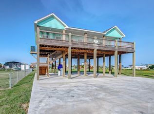 970 S Jacks Rd, Crystal Beach, TX 77650