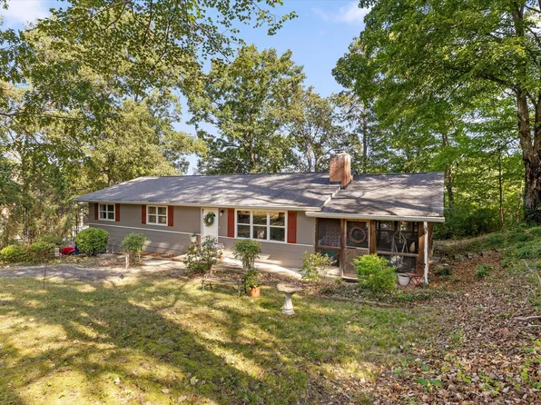 2211 Dividing Ridge Cemetery Rd, Soddy Daisy, TN 37379